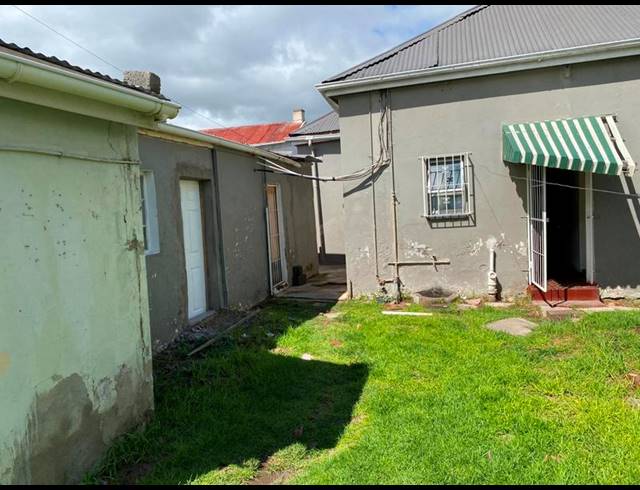 15 BEDROOM HOUSE FOR SALE IN SANDRINGHAM